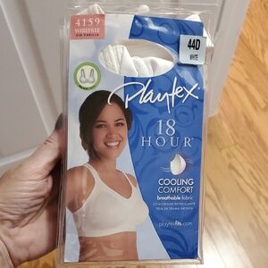 Sale NEW Playtex 🌻 White 18 Hour Cooling Comfort Bra 44D